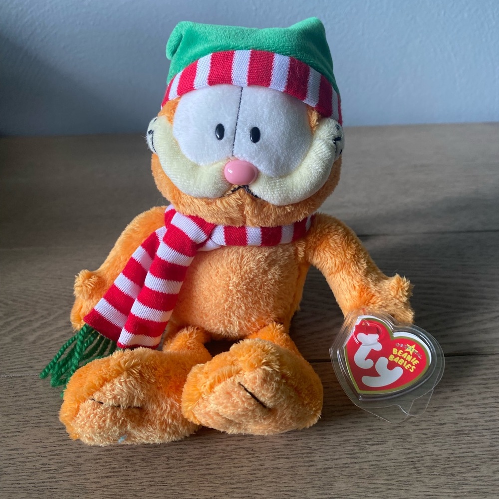Ty Beanie Baby Season’s Greetings Garfield